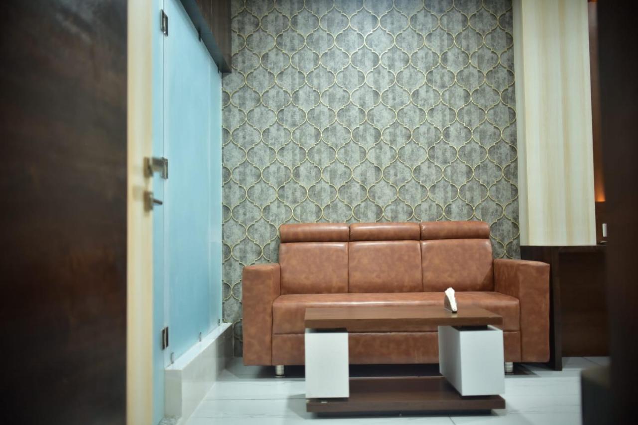 Hotel Sai Krishna Balasore Buitenkant foto